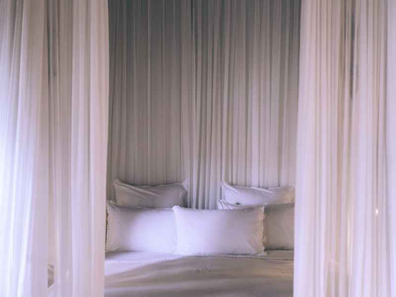 I’m sleeping at the heartbreak hotel….